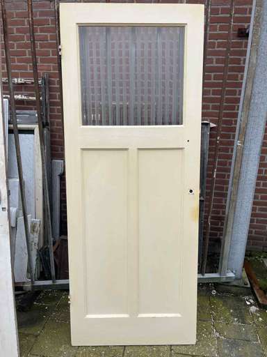 Bruynzeel deur met glas. 83 cm bij 211cm
