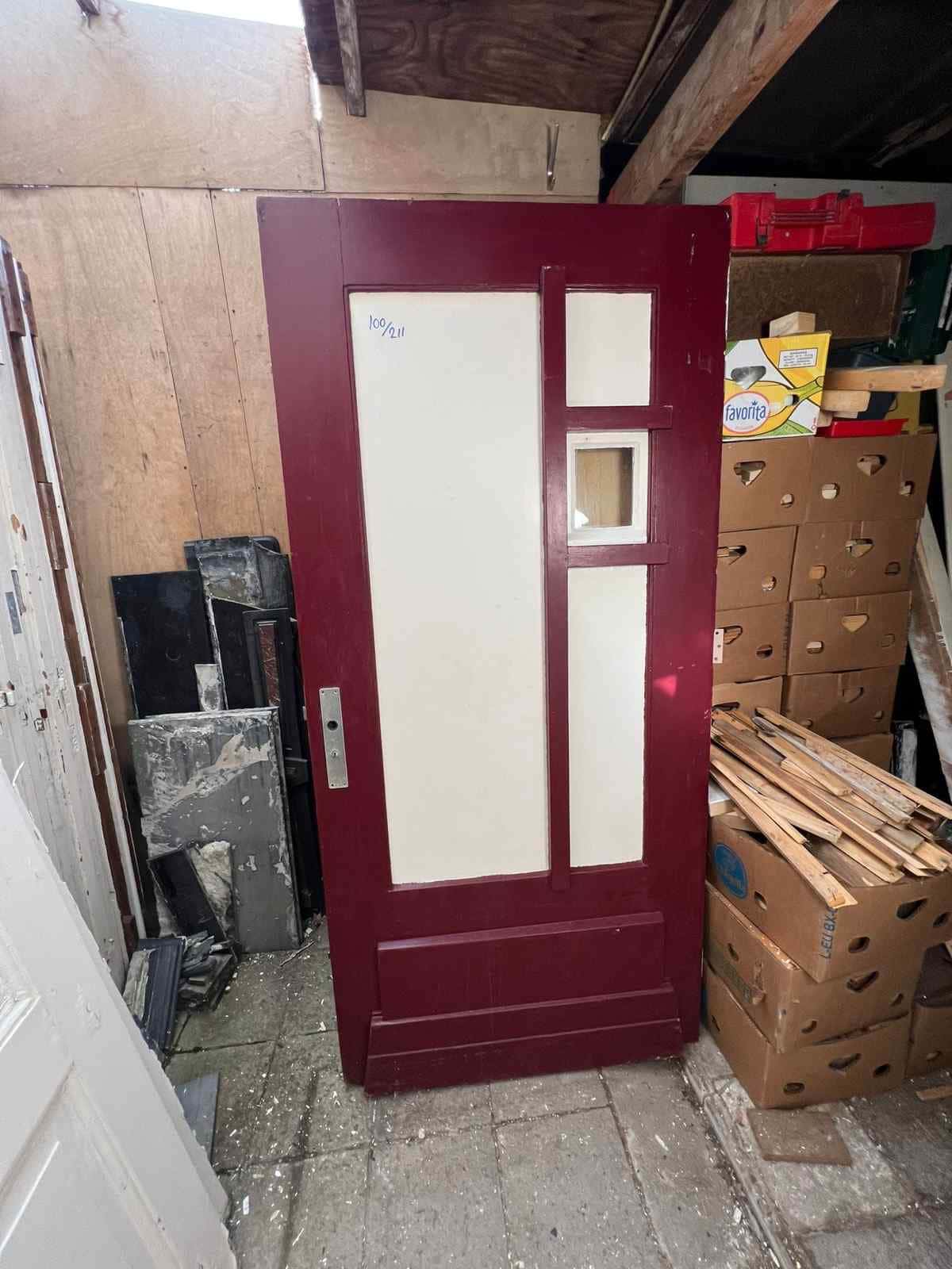 Brede voordeur van 100cm bij 211cm