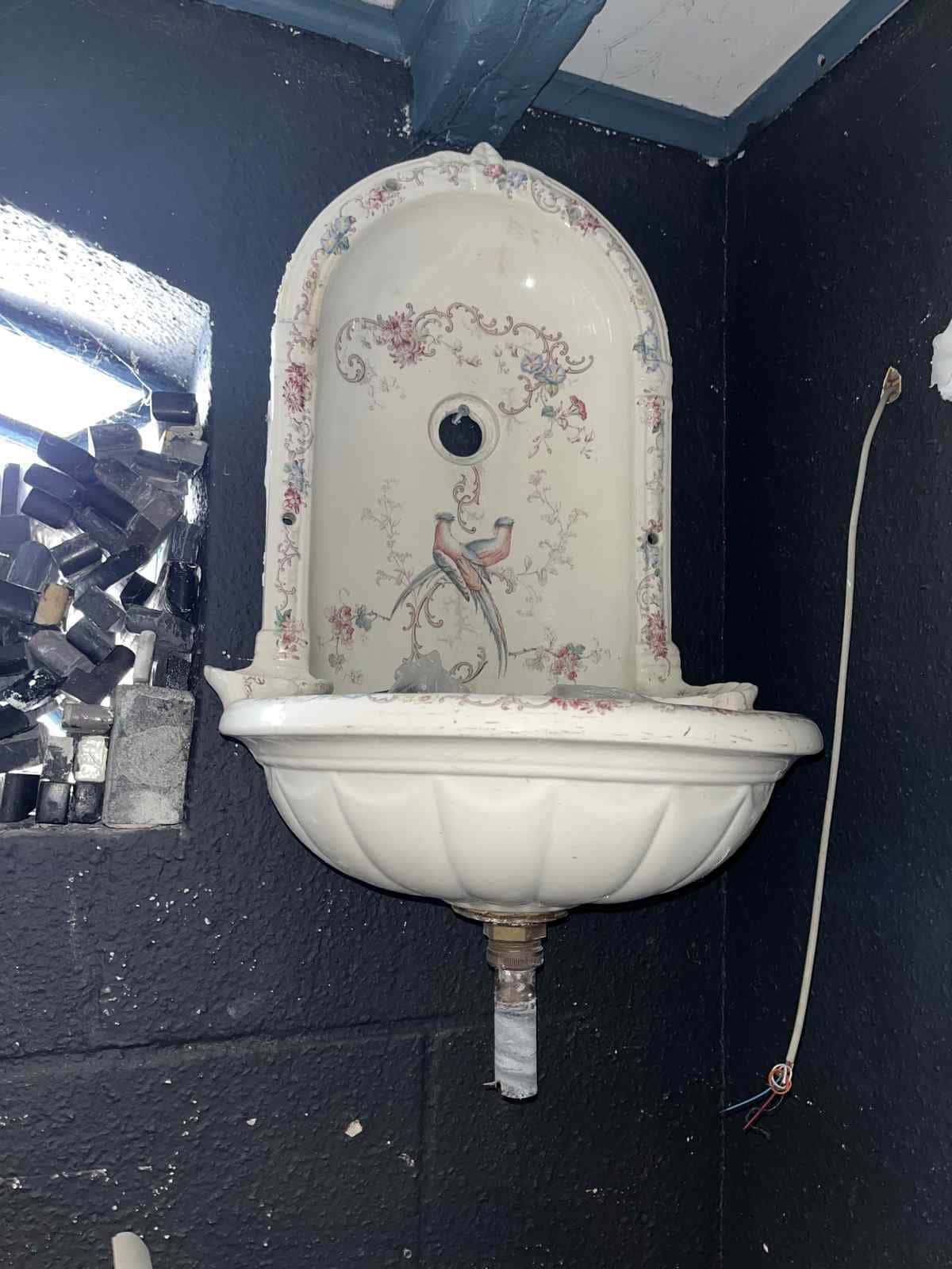 Fonteintje met ronde achterplaat