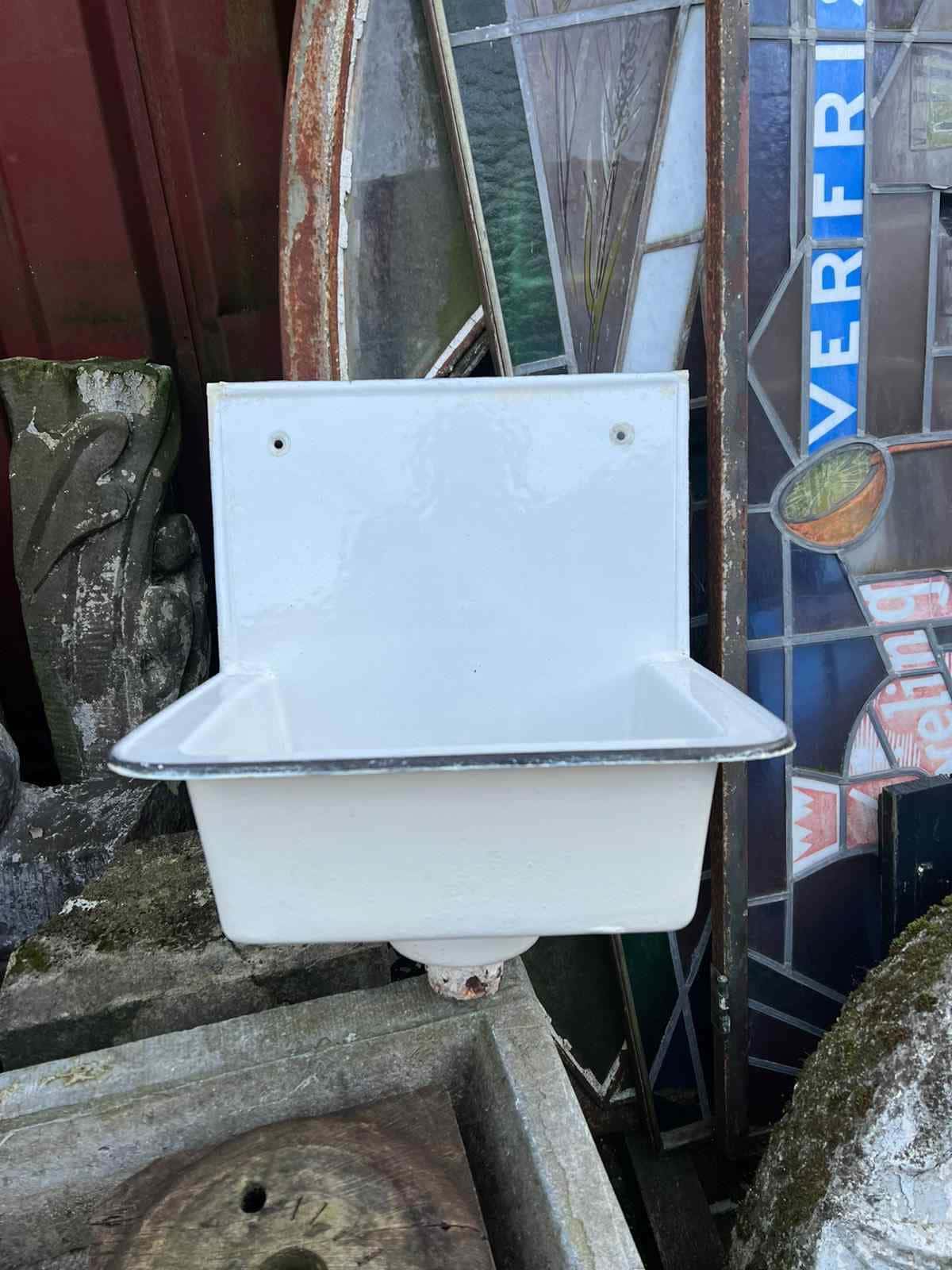 Antiek fonteintje voor buiten