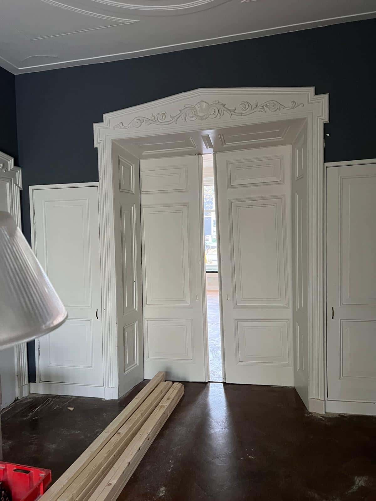 Kamer en suite deuren set met architraaf