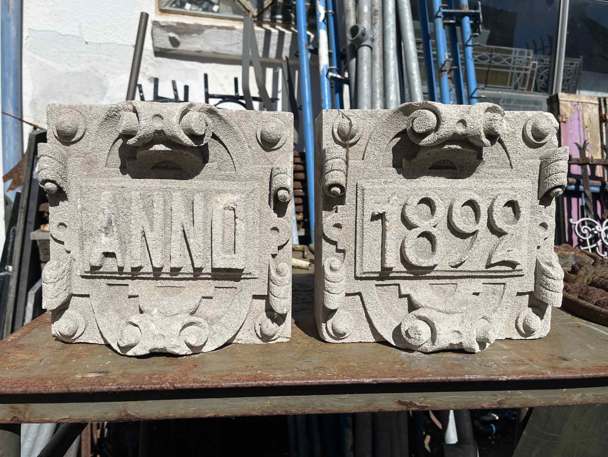 Neo renaissance gevelsteen — Neo renaissance gevelstenen.