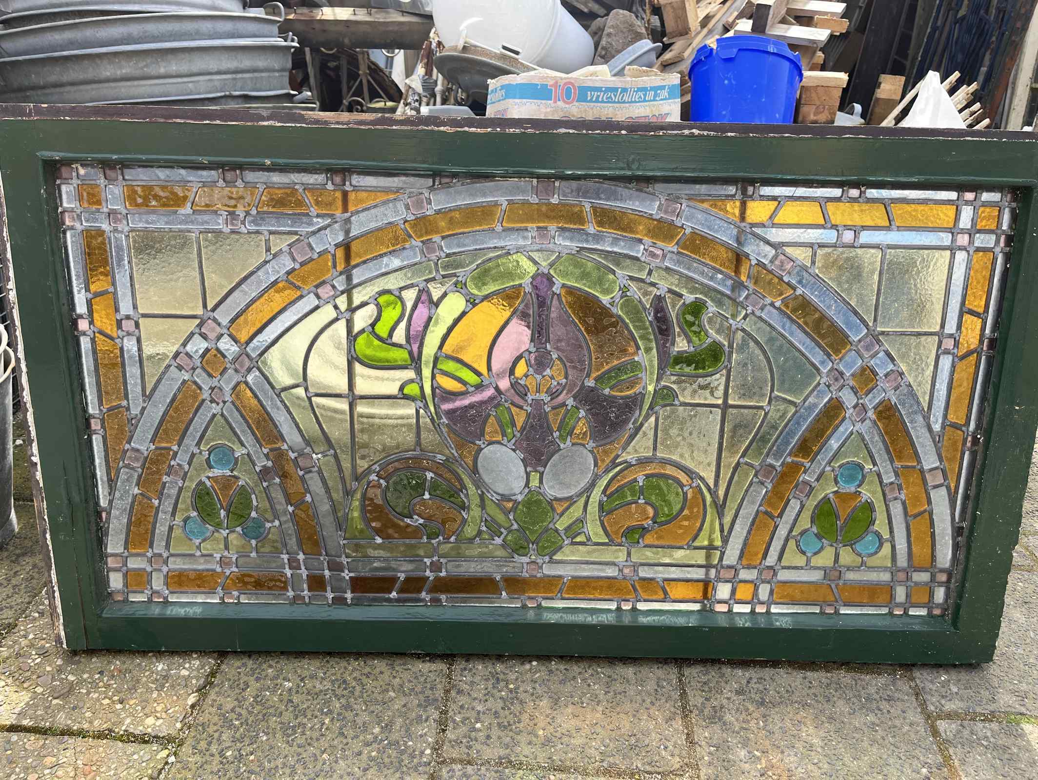 Glas in lood raam — Glas in lood raam in goede staat.
