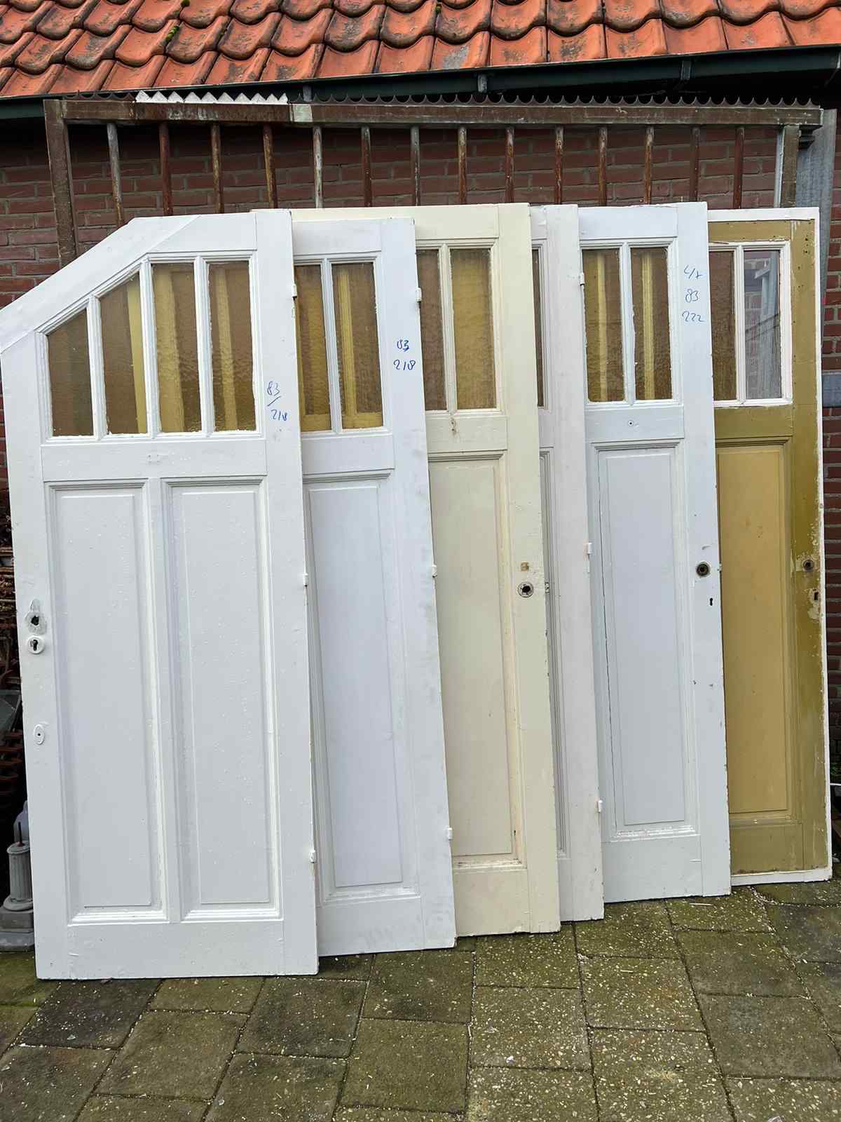 Paneeldeuren van 220 cm hoog — Paneeldeuren van ca 83 cm bij 220 cm